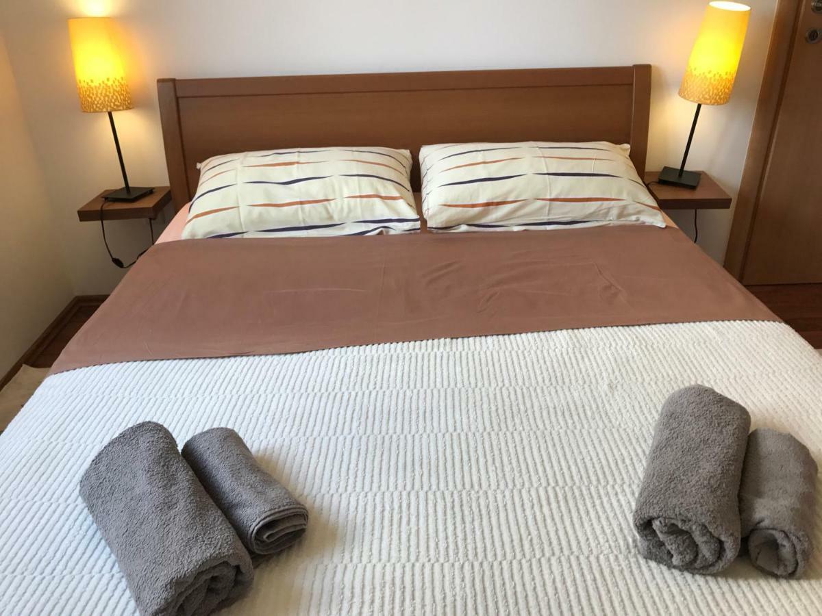 Apartmani Marija Klimno B Eksteriør billede
